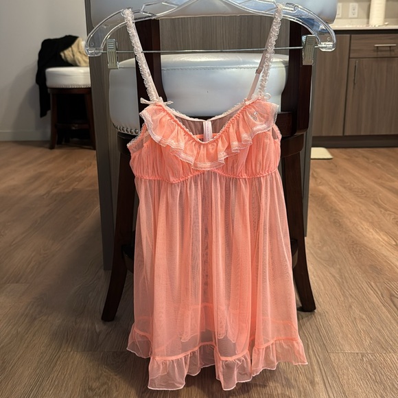 🎀VICTORIA'S SECRET Sheer Babydoll Chemise Gown with Bows & Ruffles - Picture 3 of 6